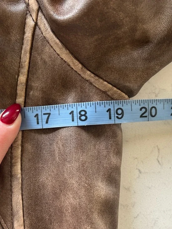 Like New BKE Buckle Asymmetrical Faux Leather Cropped Moto Jacket - Picture 9 of 16